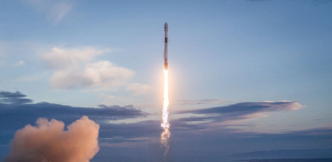 Rocket taking off symbolising starting SEO journey